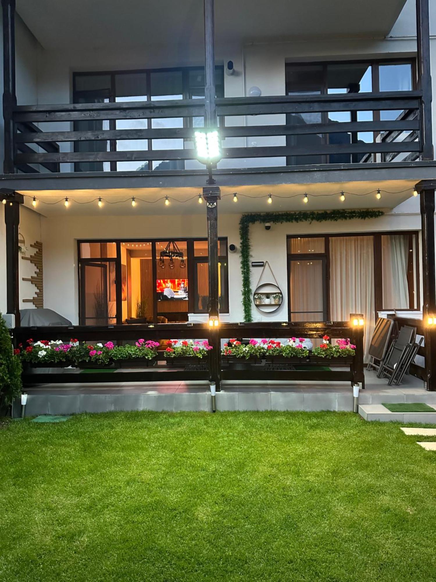 Ama Garden Apartment 부스테니 외부 사진